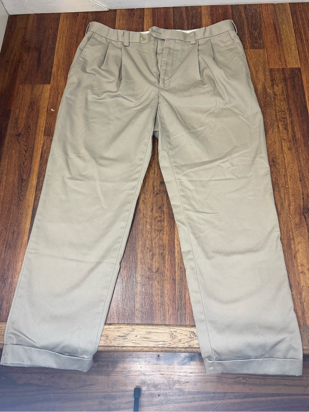 Ralph Lauren Pleated Chino Pants - Light Khaki